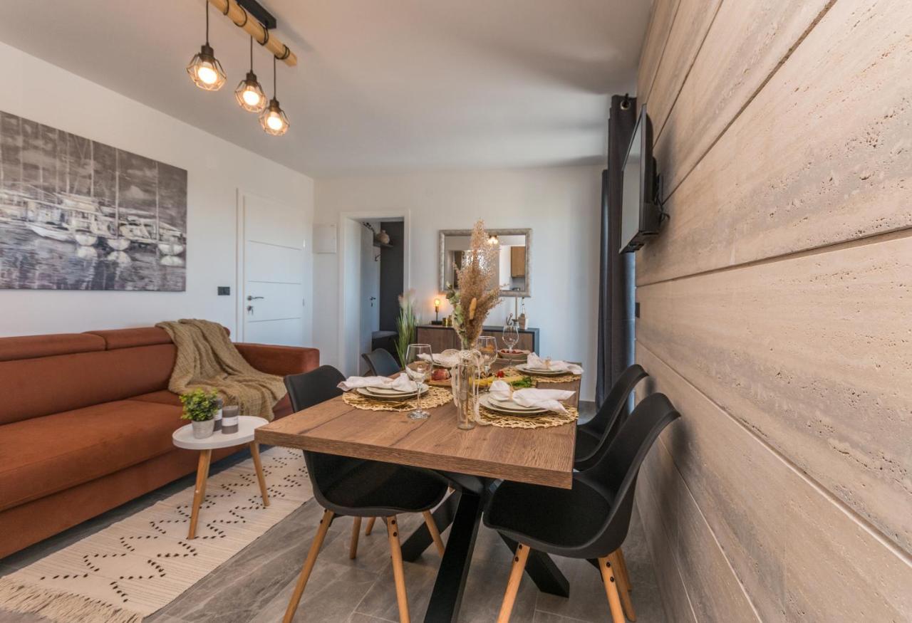 Marilu Luxury Apartments 德拉格 外观 照片