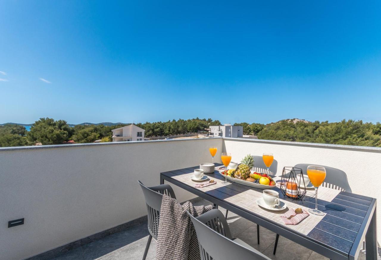 Marilu Luxury Apartments 德拉格 外观 照片
