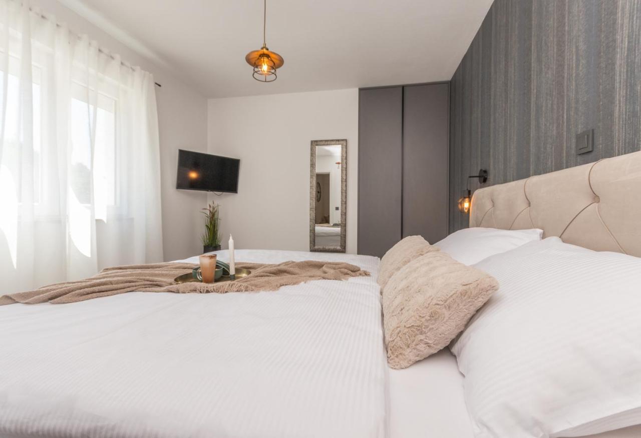Marilu Luxury Apartments 德拉格 客房 照片